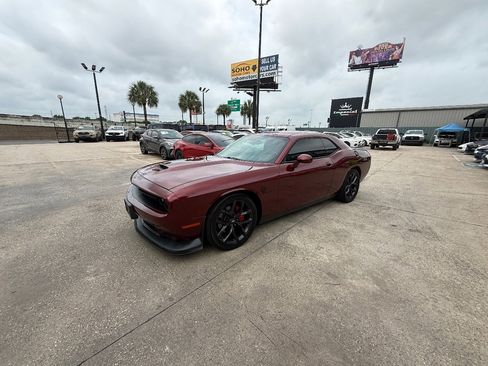 Used 2020 Dodge Challenger R/T w/ Blacktop Package RWD image 7