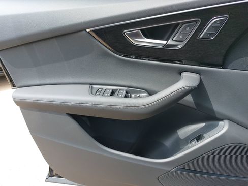 New 2026 Audi Q8 Premium Plus AWD/4WD image 30