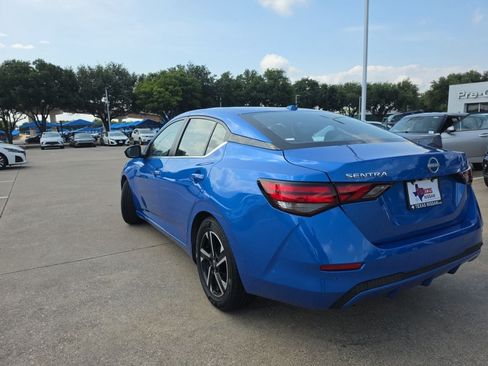 Used 2025 Nissan Sentra SV FWD image 6