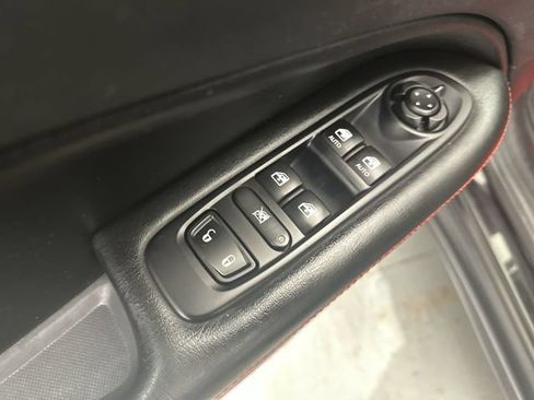 Used 2019 Jeep Compass Trailhawk AWD/4WD image 17