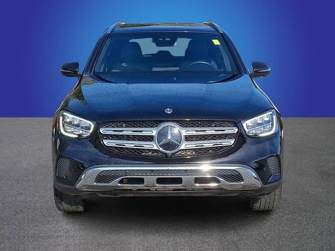 Used 2022 Mercedes-Benz GLC 300 image 2