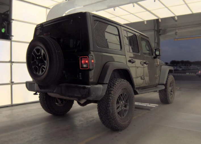 Used 2022 Jeep Wrangler Unlimited Sport AWD/4WD image 4