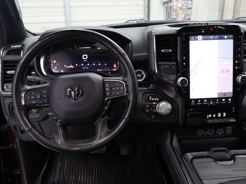 Used 2025 RAM 1500 Limited AWD/4WD image 16