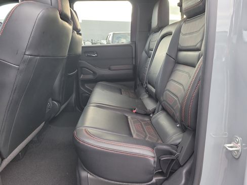 Used 2025 Nissan Frontier Pro-X w/ Pro Premium Package RWD image 12