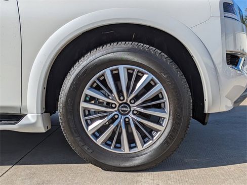 Used 2024 Nissan Armada SL w/ Captain's Chairs Package image 12