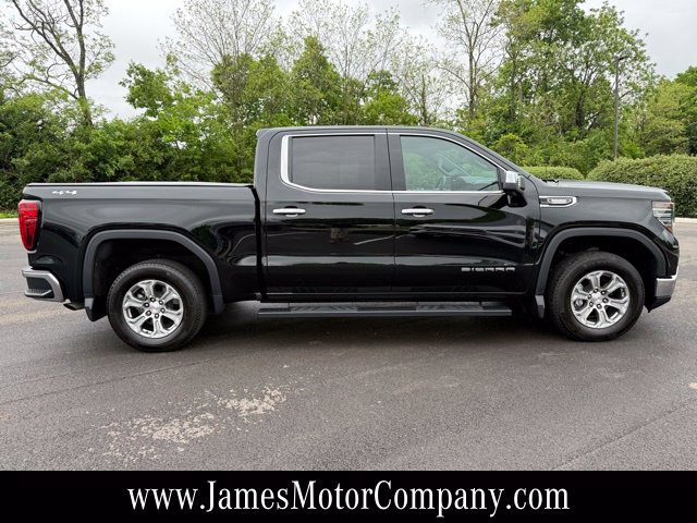Used 2023 GMC Sierra 1500 SLT AWD/4WD image 4