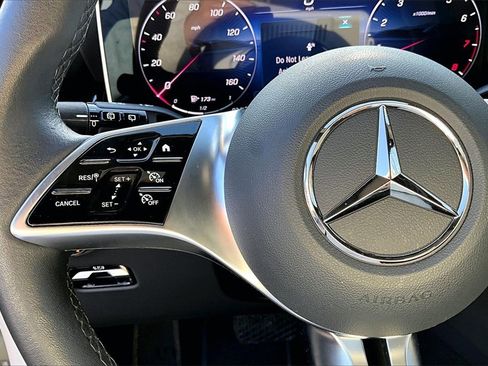 Used 2026 Mercedes-Benz GLC 300 4MATIC image 20