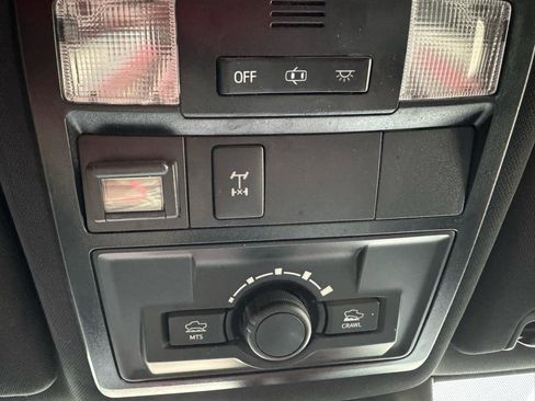 Used 2021 Toyota Tacoma TRD Off-Road image 20