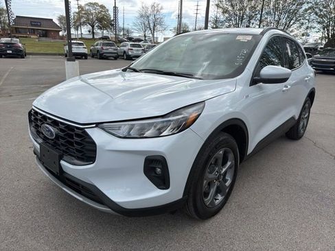 Used 2025 Ford Escape ST-Line Select image 8