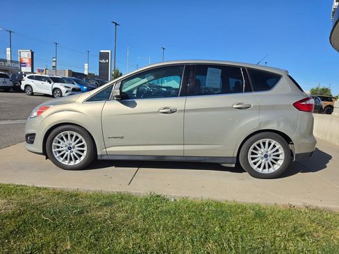 Used 2016 Ford C-MAX SEL w/ Equipment Group 302A FWD image 8
