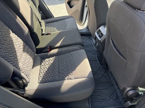 Certified 2023 Chevrolet Equinox LT w/ LPO, Floor Liner Package image 21