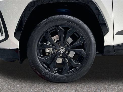 Certified 2022 Toyota RAV4 XSE w/ XSE Grade Weather Package AWD/4WD image 37