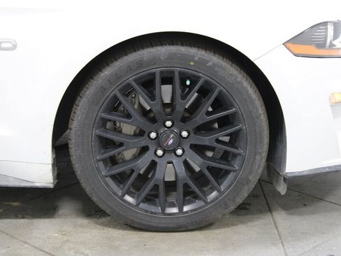 Used 2020 Ford Mustang GT Premium image 12