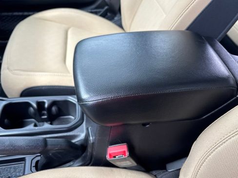 Used 2018 Jeep Wrangler Unlimited Sport AWD/4WD image 23