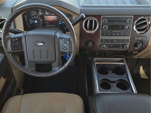 Used 2012 Ford F250 Lariat w/ Camper Pkg image 10
