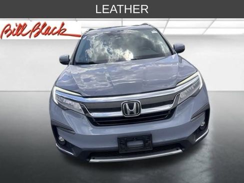 Used 2022 Honda Pilot Touring image 3