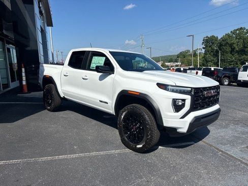 New 2026 GMC Canyon Elevation RWD image 4