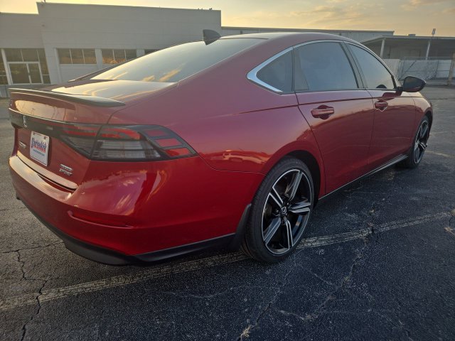 Used 2023 Honda Accord Sport image 8