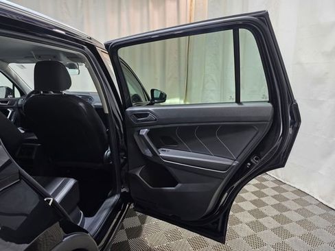 Certified 2023 Volkswagen Tiguan SE AWD/4WD image 31