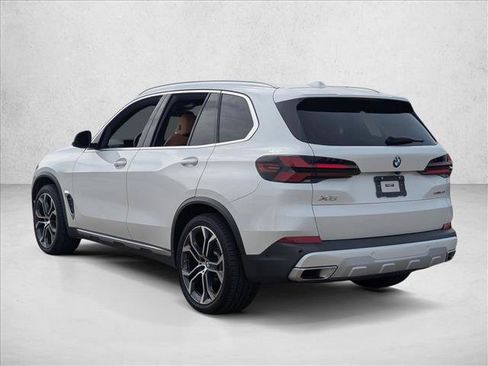 Used 2024 BMW X5 sDrive40i w/ Parking Assistance Package RWD image 8
