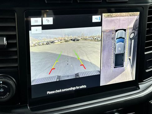 Certified 2022 Ford F150 XLT w/ Equipment Group 302A High image 18