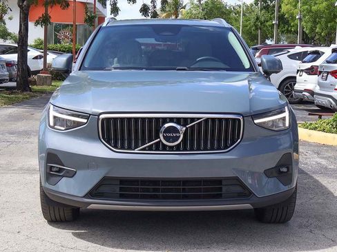 Used 2023 Volvo XC40 B5 Plus w/ Driver Assist Package AWD/4WD image 12