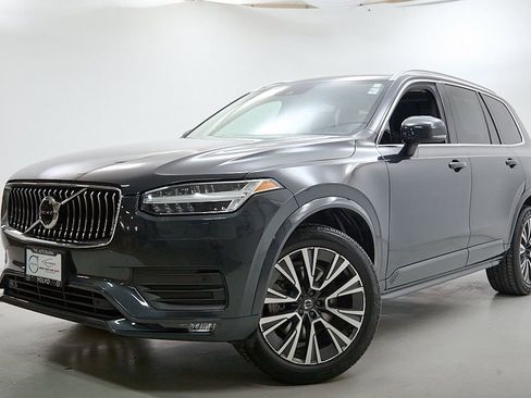 Used 2021 Volvo XC90 T6 Momentum w/ Climate Package image 2