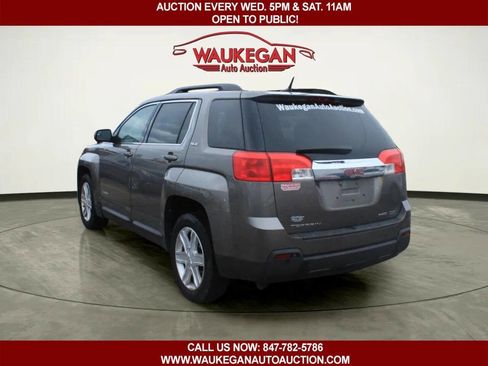 Used 2012 GMC Terrain SLE image 4
