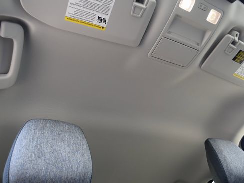 New 2025 Ford Maverick XLT w/ Equipment Group 302A image 24