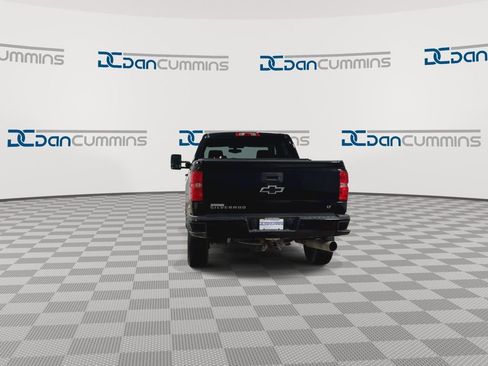 Used 2018 Chevrolet Silverado 2500 LT w/ Midnight Edition image 8