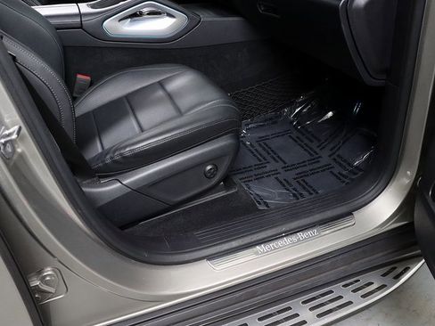 Used 2020 Mercedes-Benz GLE 350 4MATIC image 37