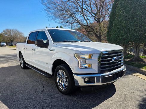 Used 2015 Ford F150 XLT w/ Equipment Group 301A Mid image 8