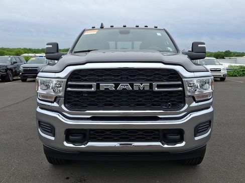 Certified 2024 RAM 2500 Tradesman w/ Chrome Appearance Group AWD/4WD image 2