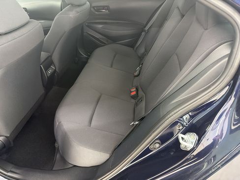 Used 2023 Toyota Corolla LE FWD image 19