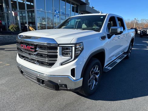 New 2025 GMC Sierra 1500 SLT w/ SLT Premium Plus Package image 2