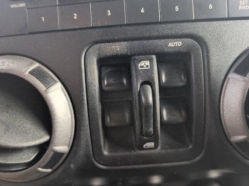 Used 2014 Jeep Wrangler Unlimited Sport w/ Quick Order Package 24S image 18