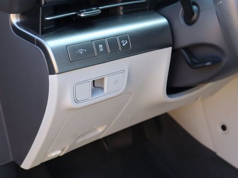 Used 2026 Hyundai Kona SEL Sport FWD image 21