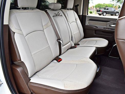 Used 2025 RAM 3500 Laramie AWD/4WD image 24