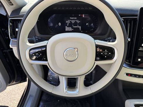 New 2026 Volvo XC90 B6 Ultra image 18