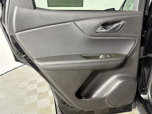 Used 2023 Chevrolet Blazer LT image 21