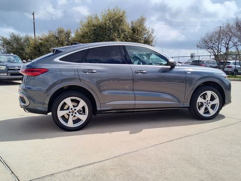 Certified 2025 Audi Q5 Premium Plus w/ Premium Plus image 11