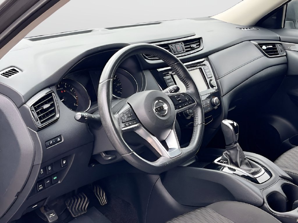 Used 2019 Nissan Rogue S w/ Special Edition Package AWD/4WD image 9