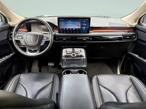 Certified 2023 Lincoln Nautilus Reserve FWD image 21