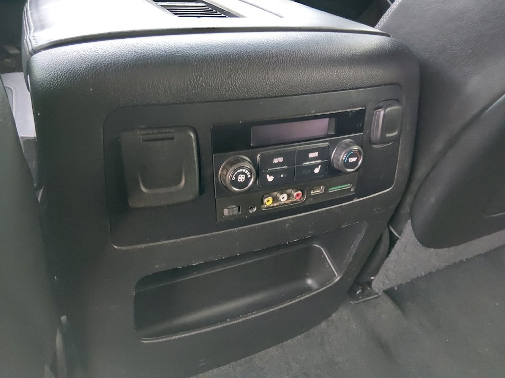 Used 2016 GMC Yukon XL Denali w/ Open Road Package RWD image 14