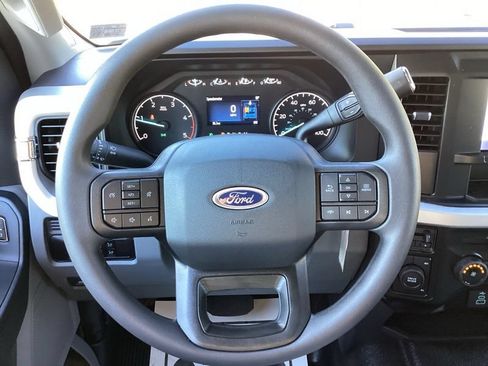 New 2026 Ford F350 4x4 Crew Cab DRW Super Duty image 33