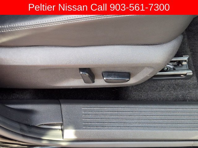 Used 2024 Nissan Rogue Platinum w/ Platinum Premium Package FWD image 15