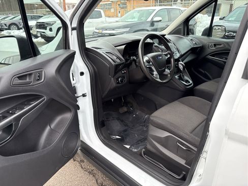 Used 2017 Ford Transit Connect XL image 17