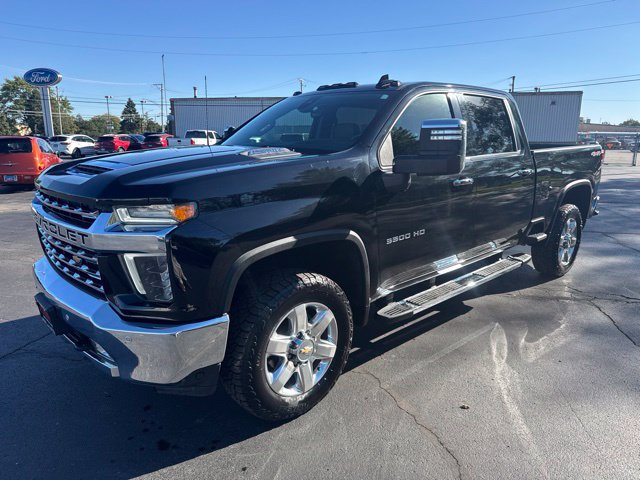 Used 2021 Chevrolet Silverado 3500 LTZ w/ LTZ Premium Package AWD/4WD image 2