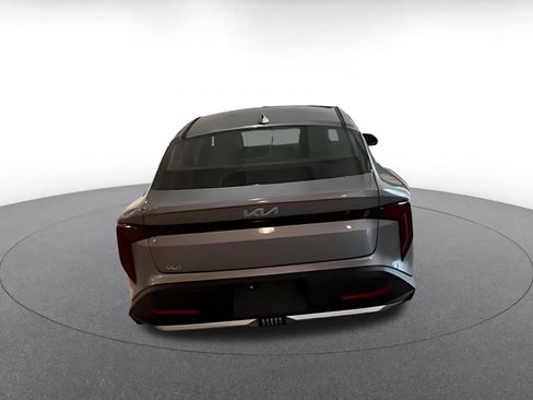 Used 2025 Kia K4 FWD image 16