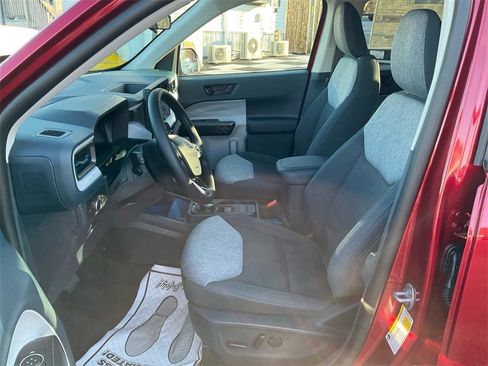 New 2025 Ford Maverick XLT w/ XLT Luxury Package image 13